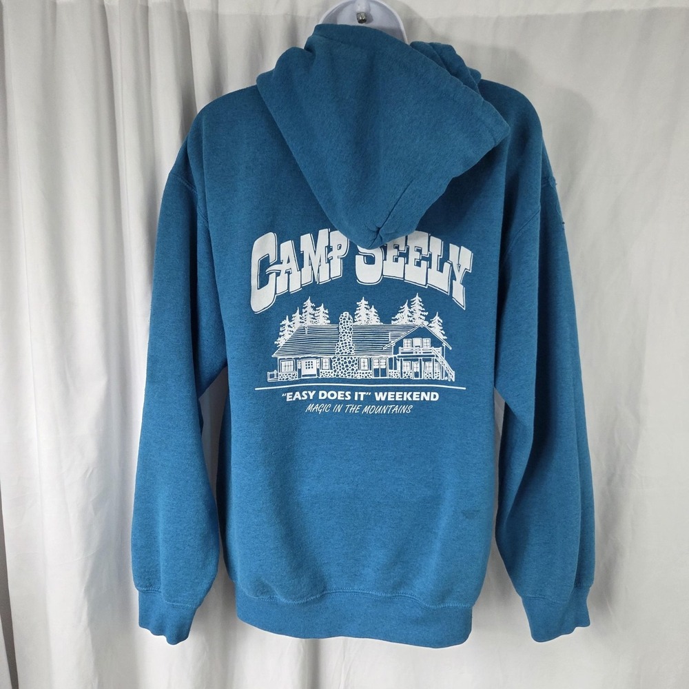 Gildan Hoodie Mens Medium Blue Camp Seely Graphic Fleece Pullover Sweatshirt - Picture 4 of 14